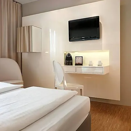 Hotel Santo