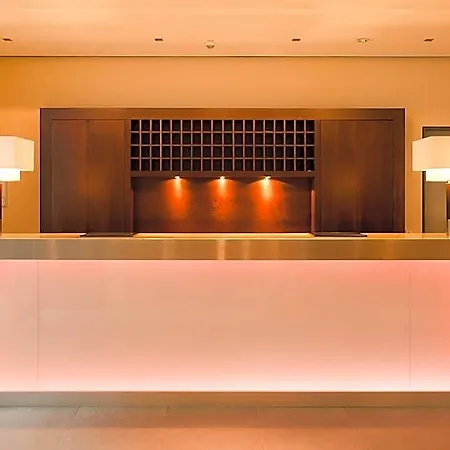 Santo Hotel Kolonia