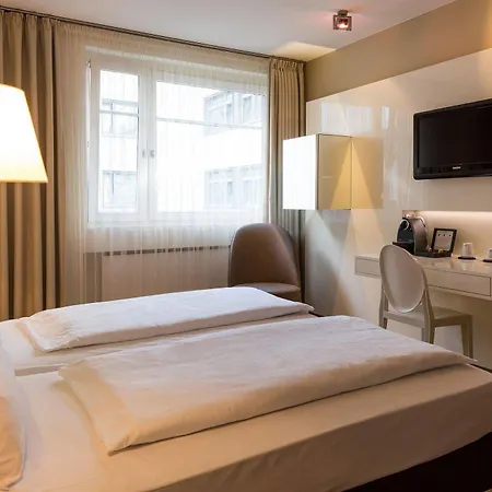 Santo Hotel Köln